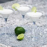 Κέτο Coconut Lime Martini Mocktail