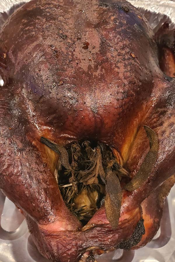 How to Easily Smoke a Turkey
